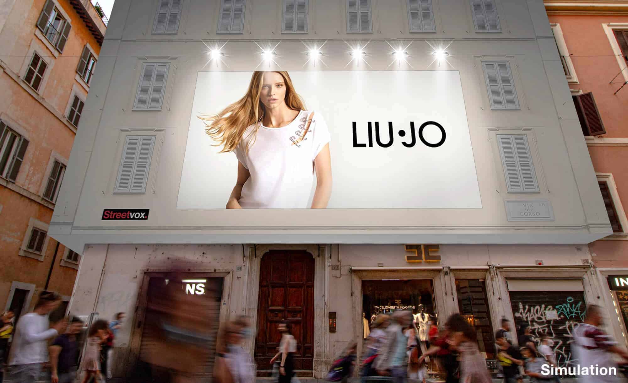 Maxi Affissione a Roma in Via del Corso 52 con Liu-Jo (Fashion)