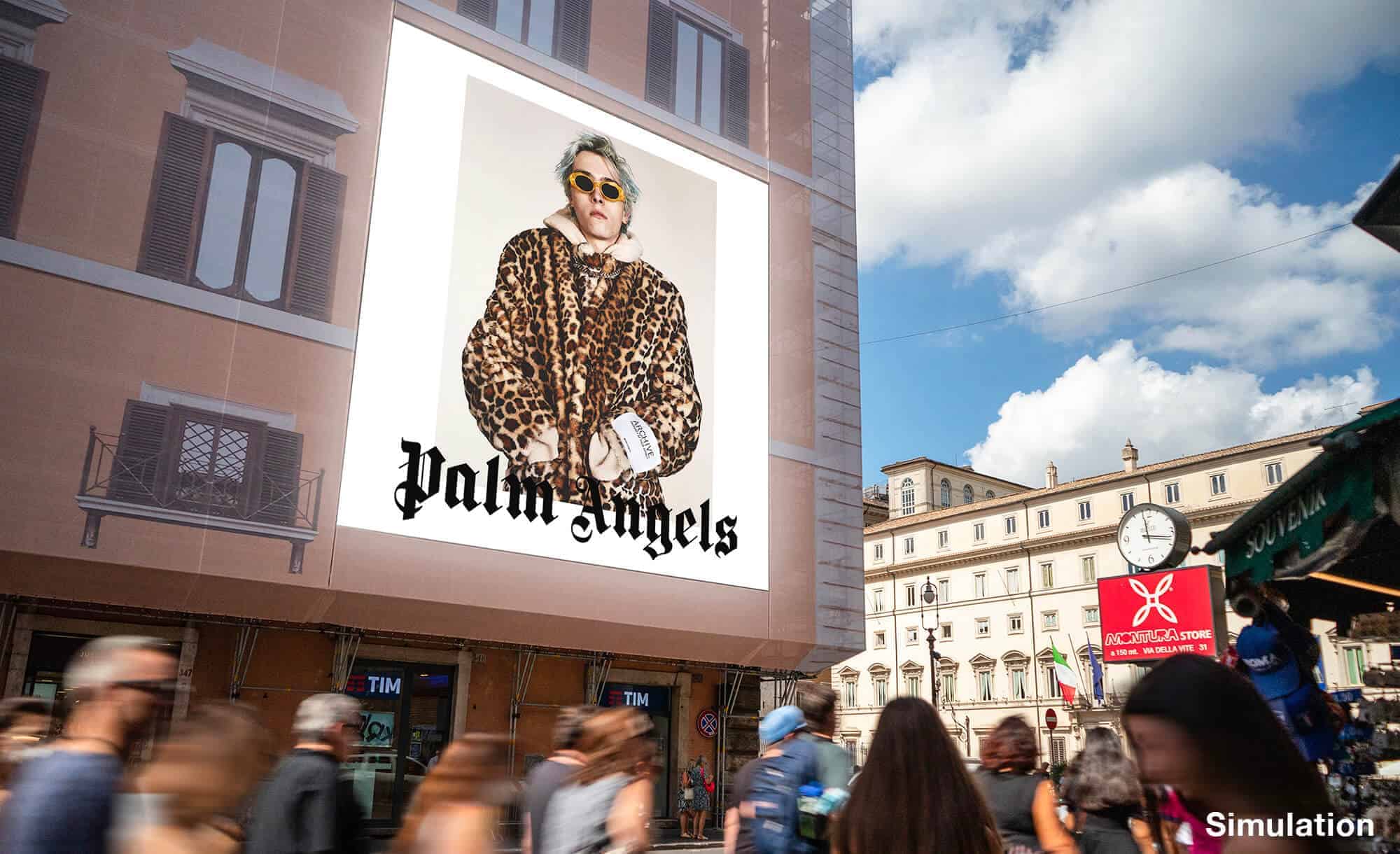 Maxi Affissione a Roma in Piazza Colonna con Palm Angels (Fashion)