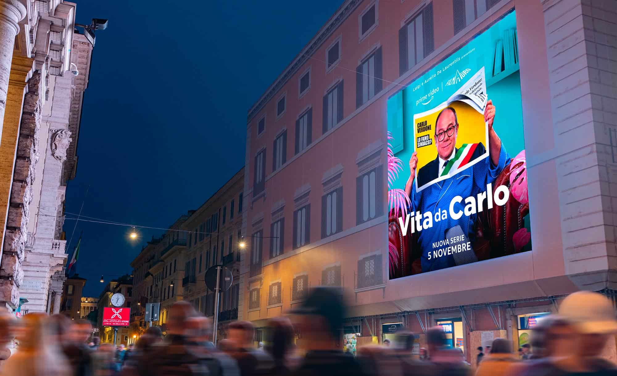 Maxi Affissione a Roma in Piazza Colonna con Amazon (Entertainment)
