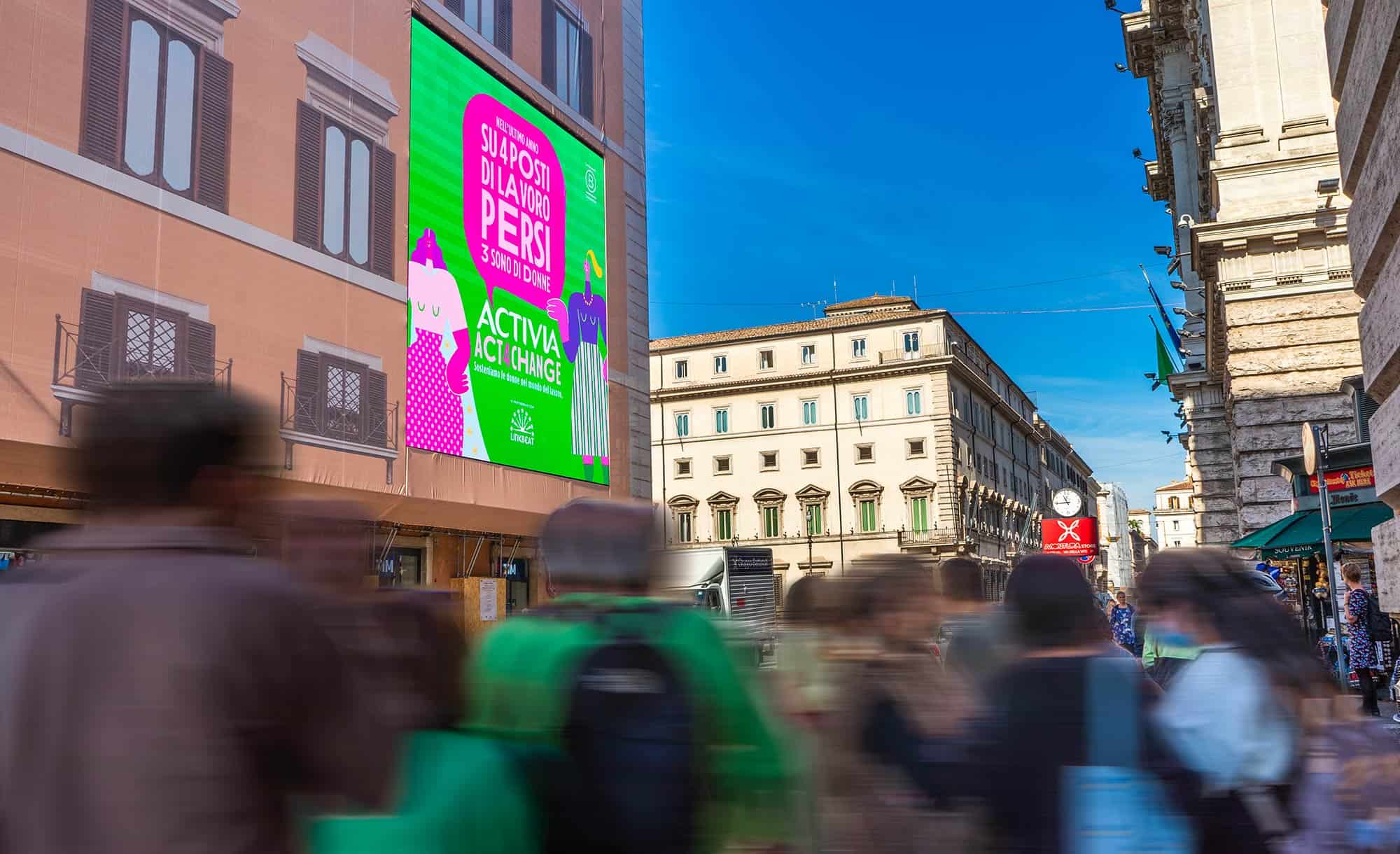 Maxi Affissione a Roma in Piazza Colonna con Danone (Food)